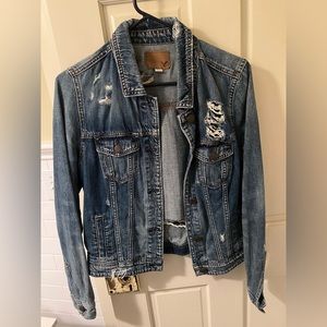 American Eagle distressed denim jacket